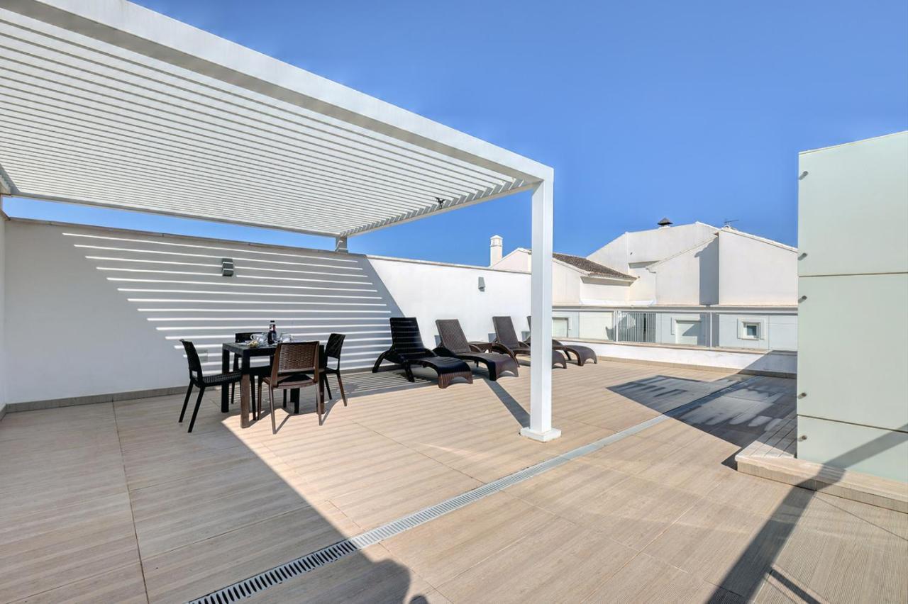 Aqua Apartments Vento, Marbella Bagian luar foto