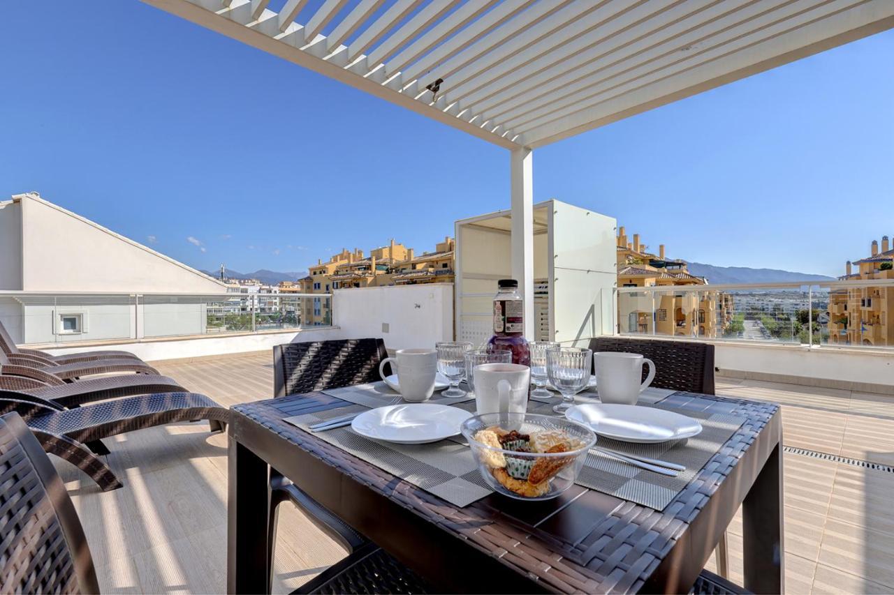 Aqua Apartments Vento, Marbella Bagian luar foto