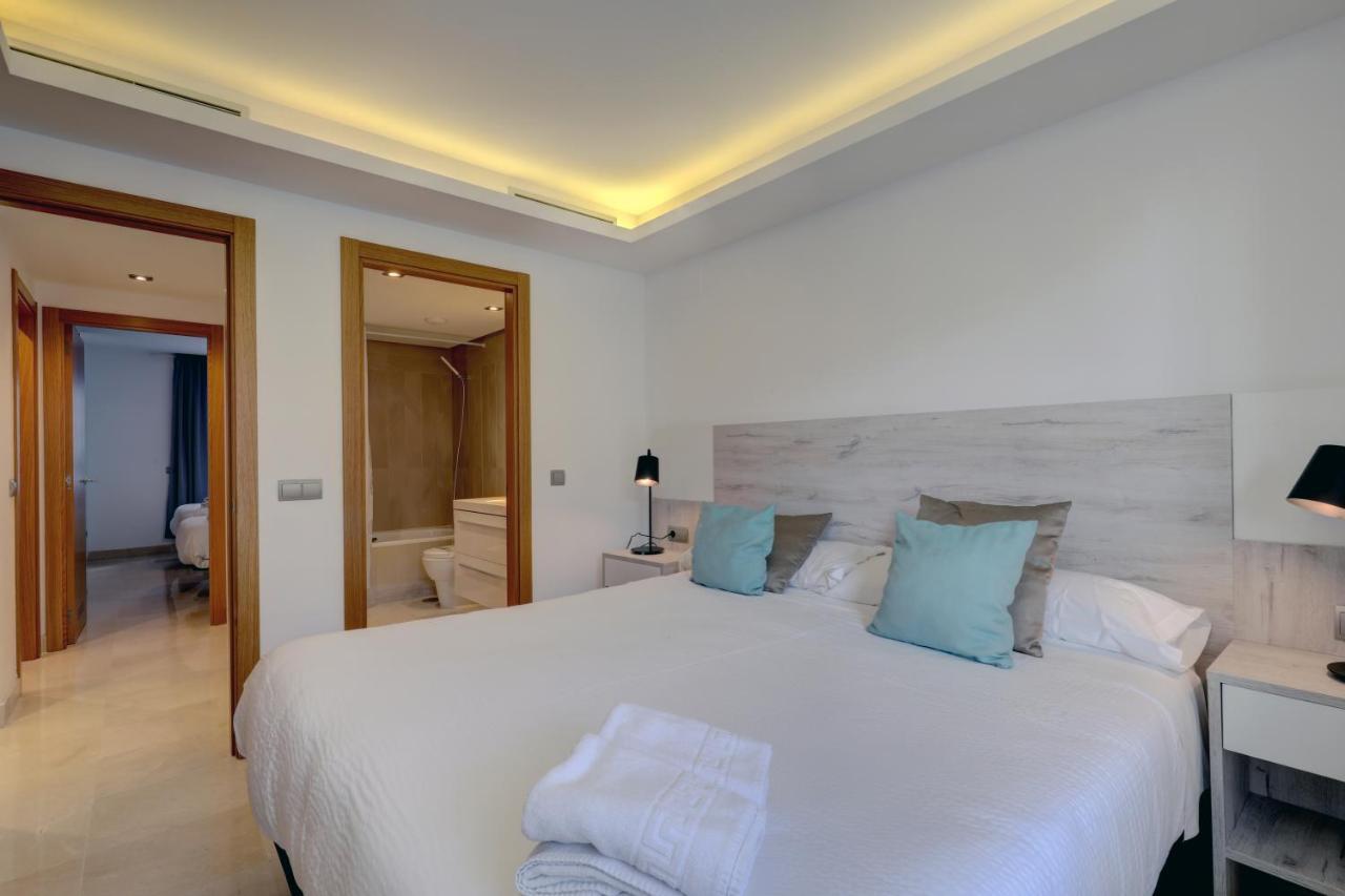 Aqua Apartments Vento, Marbella Bagian luar foto