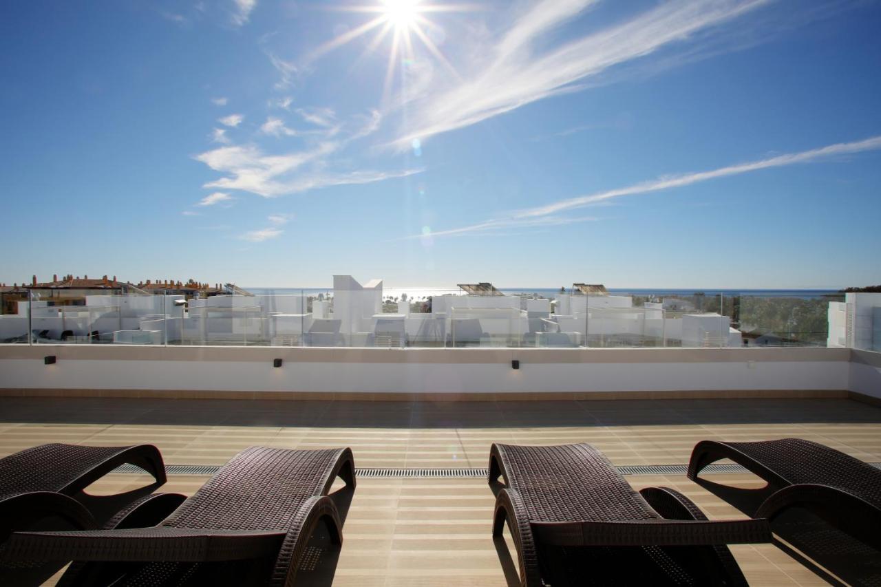 Aqua Apartments Vento, Marbella Bagian luar foto
