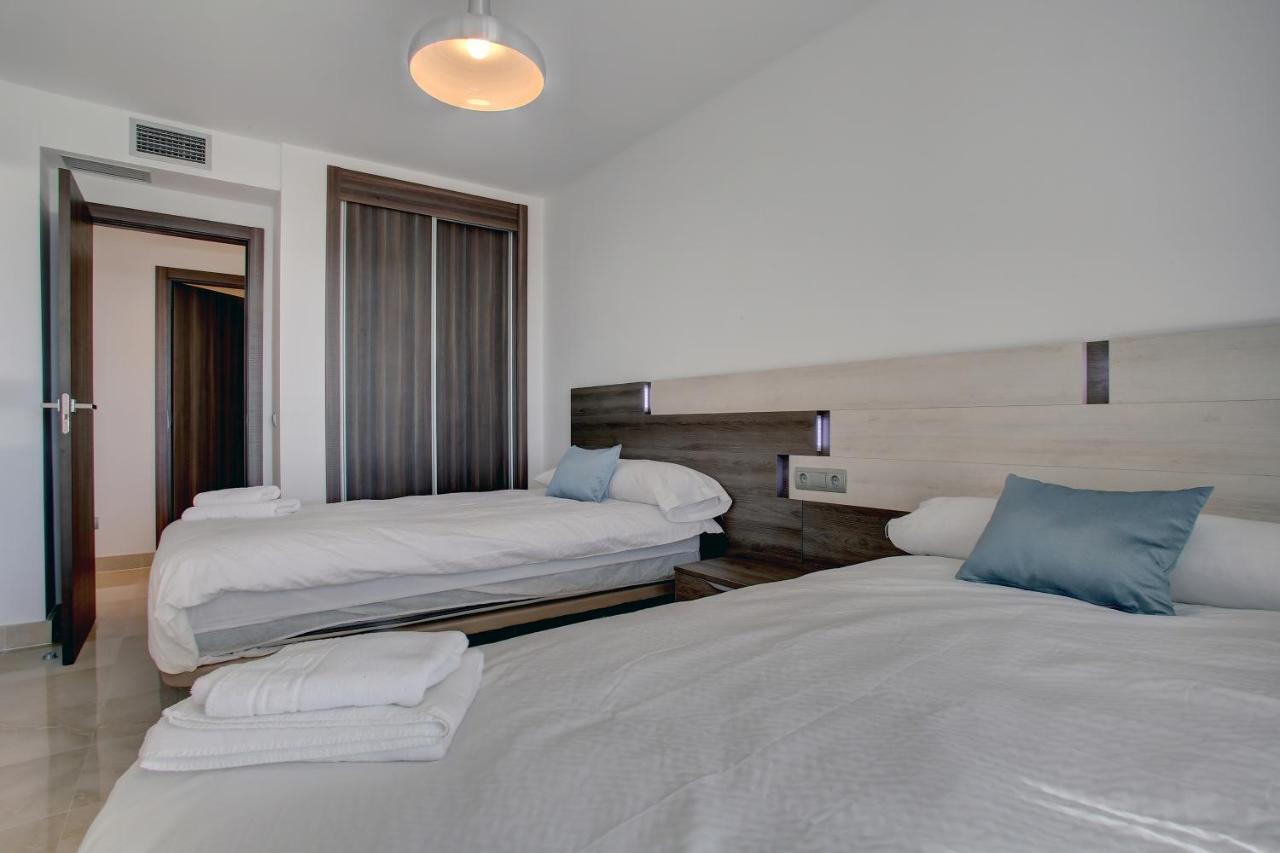 Aqua Apartments Vento, Marbella Bagian luar foto