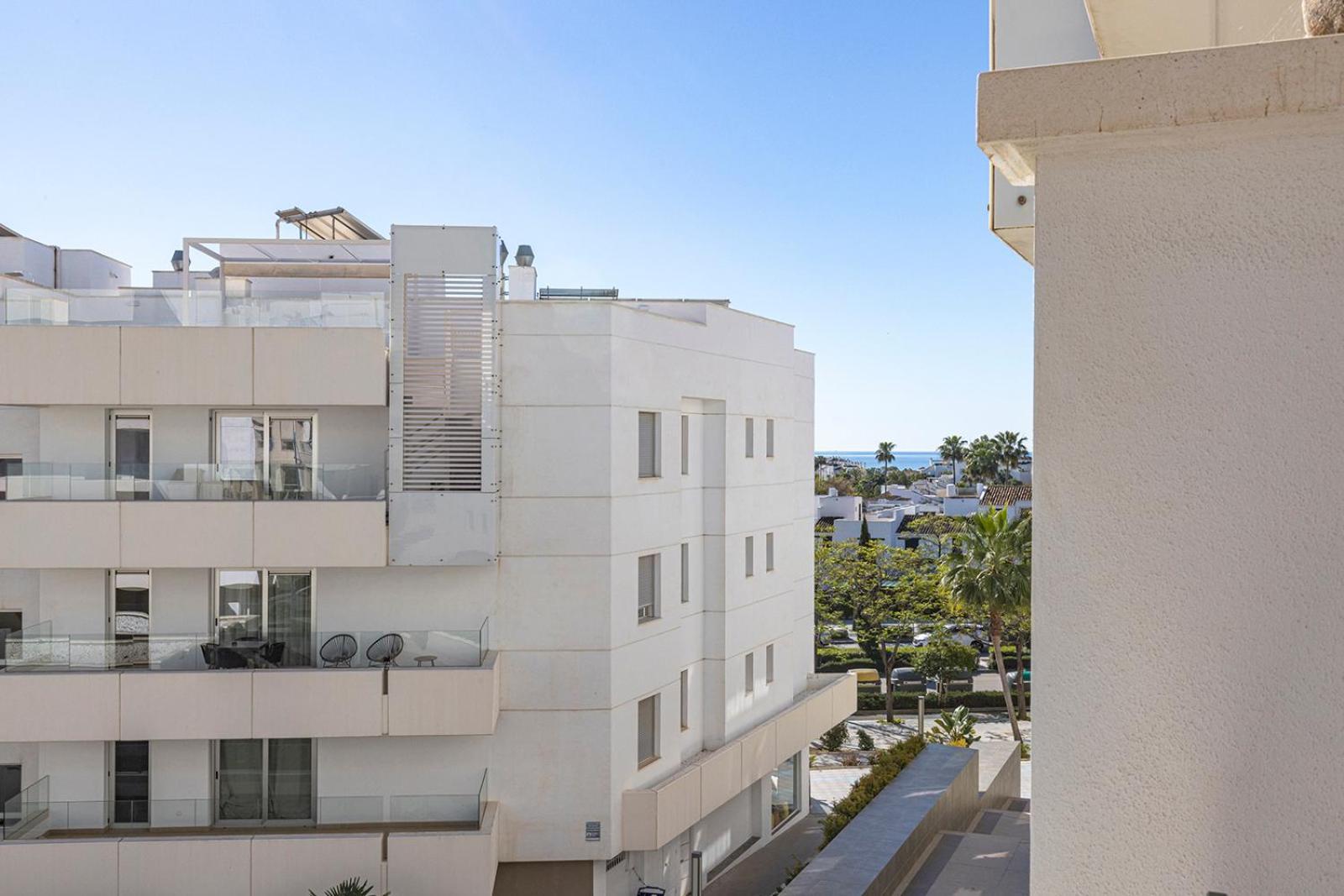 Aqua Apartments Vento, Marbella Bagian luar foto