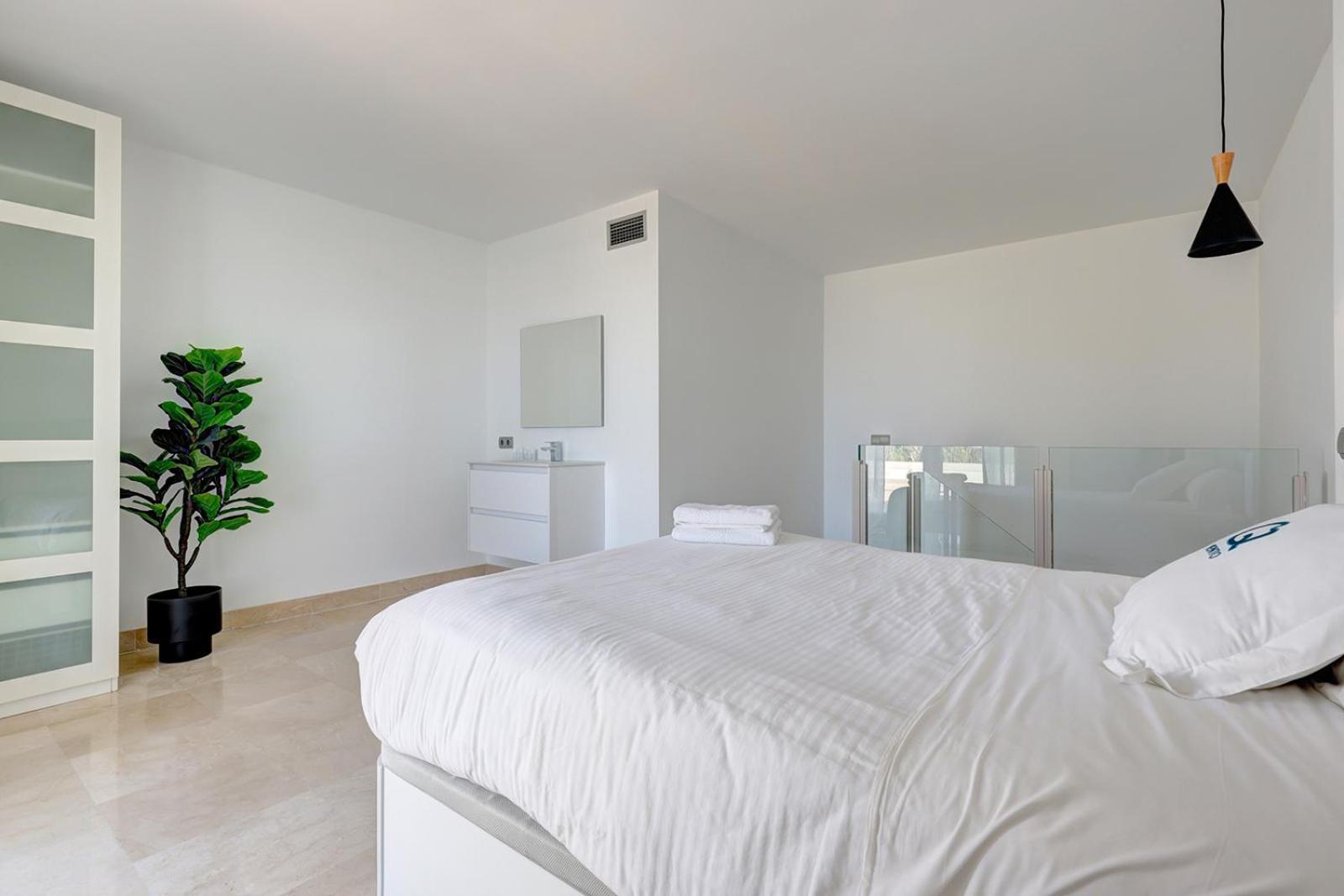 Aqua Apartments Vento, Marbella Bagian luar foto